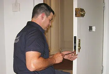 Logan Locksmith Shop Plantsville, CT 860-973-2432 - Expert-20Locksmith